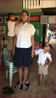 Thailand's Tallest Woman dies at age 24